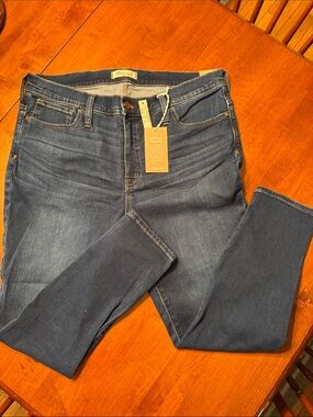 Madewell Men's Skinny Jeans in Medium Blue Wash